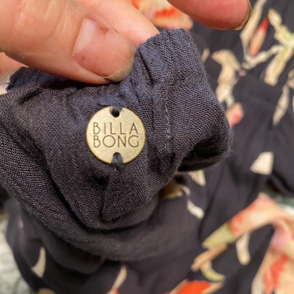 NWT Billabong floral dress - Picture 7 of 7